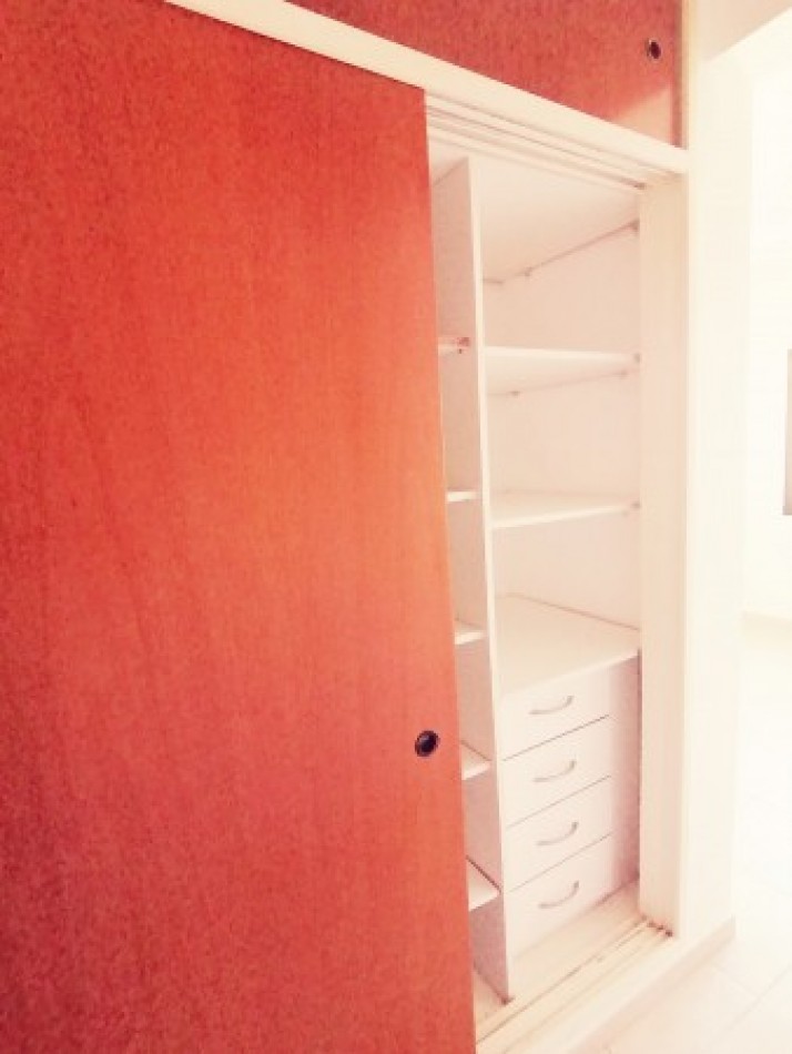 Departamento de 2 ambientes en Banfield Centro