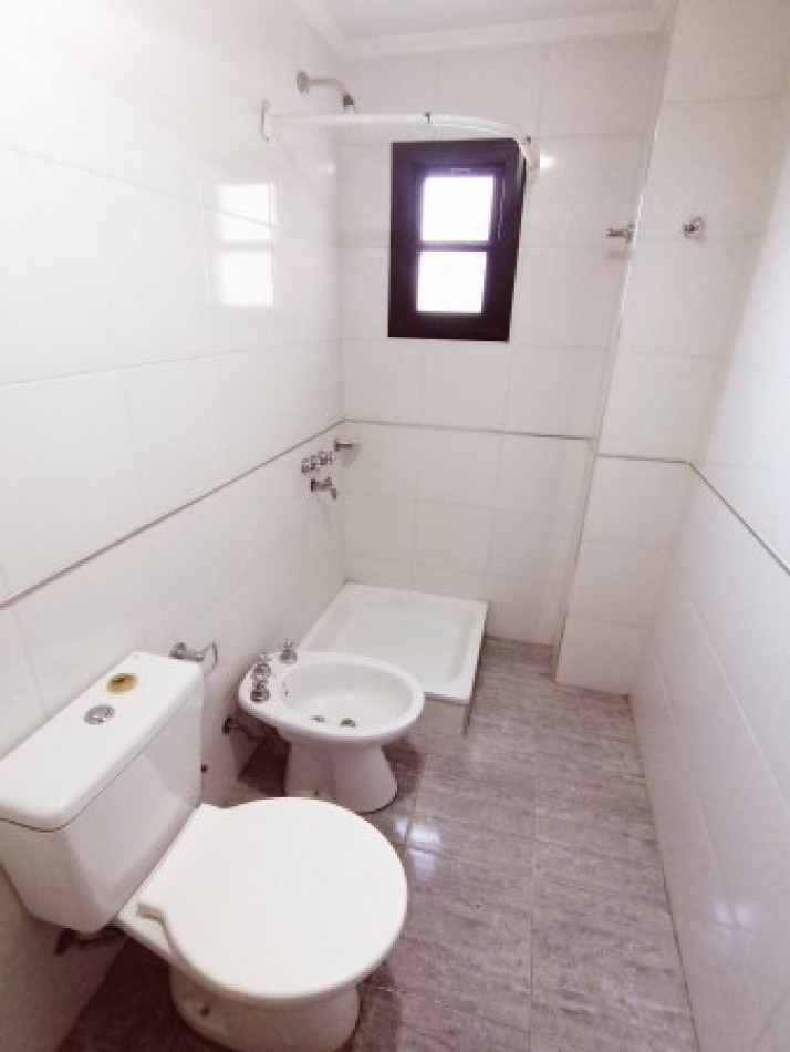 Departamento de 2 ambientes en Banfield Centro