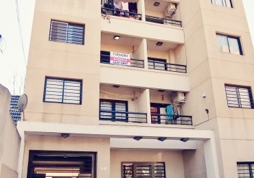 Departamento de 2 ambientes en Banfield Centro