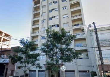 AMPLIO DEPARTAMENTO 2 AMBIENTES CENTRO DE BANFIELD
